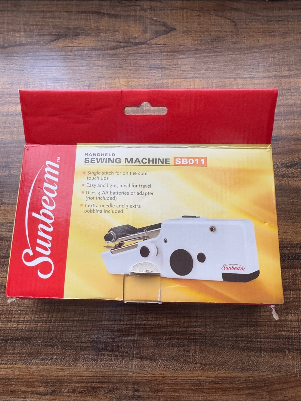 Sunbeam SB011 Handheld Portable Mini Sewing Machine NIB New
